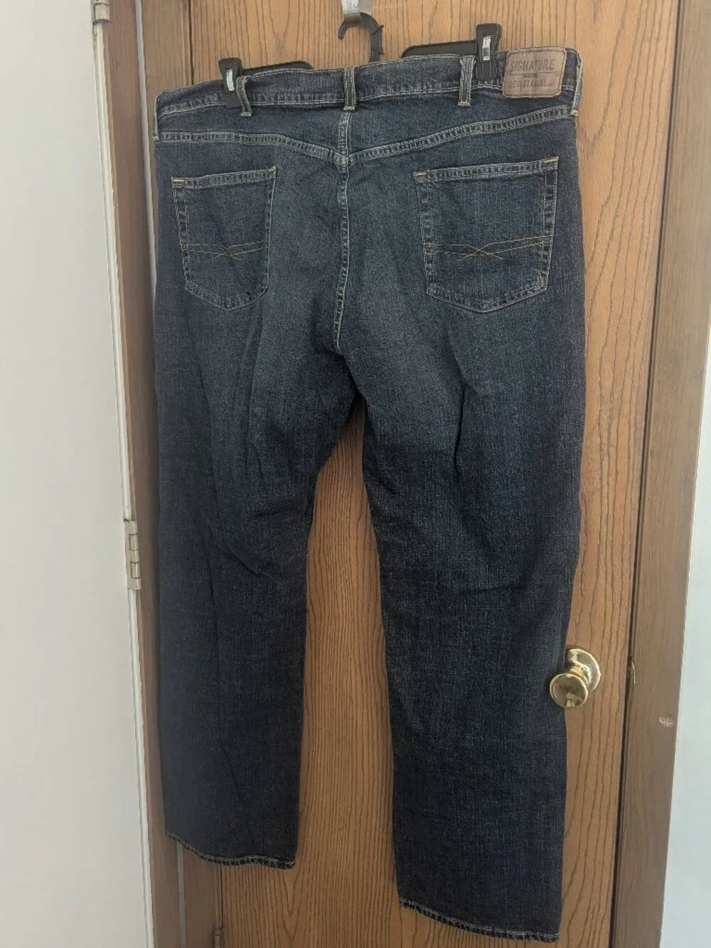 Levi's Signature Gold Relaxed Fit Denim Jeans-Men's 44/32